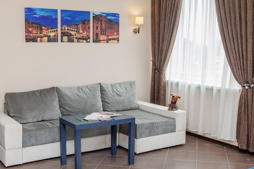 Chisto Hotel Gomel Oda fotoğraf